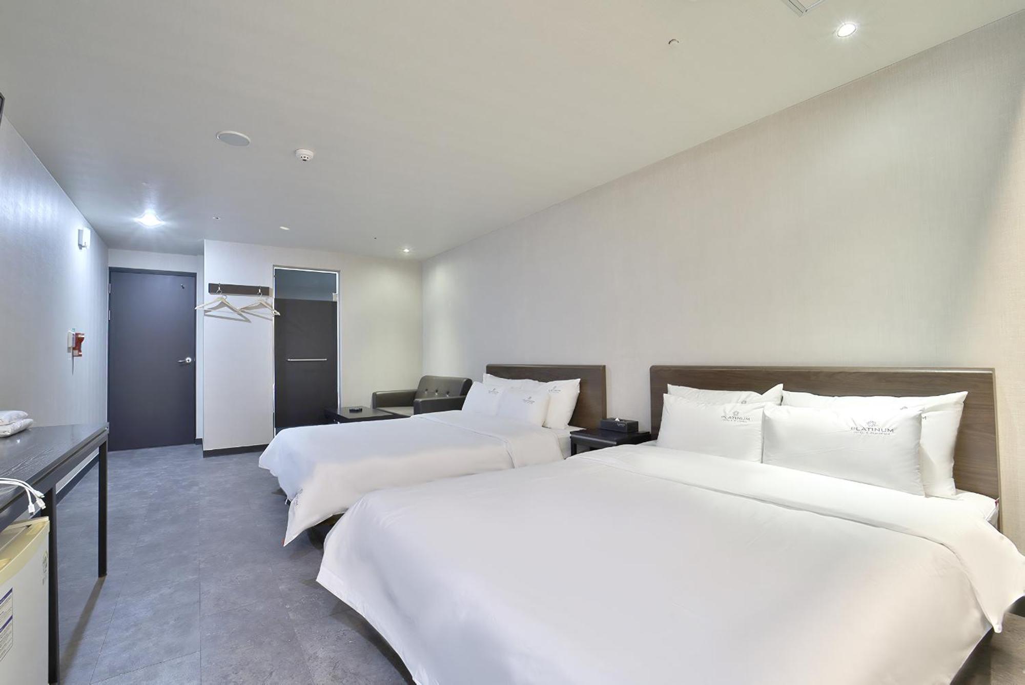 Busan Platinum Hotel Nampo Екстериор снимка