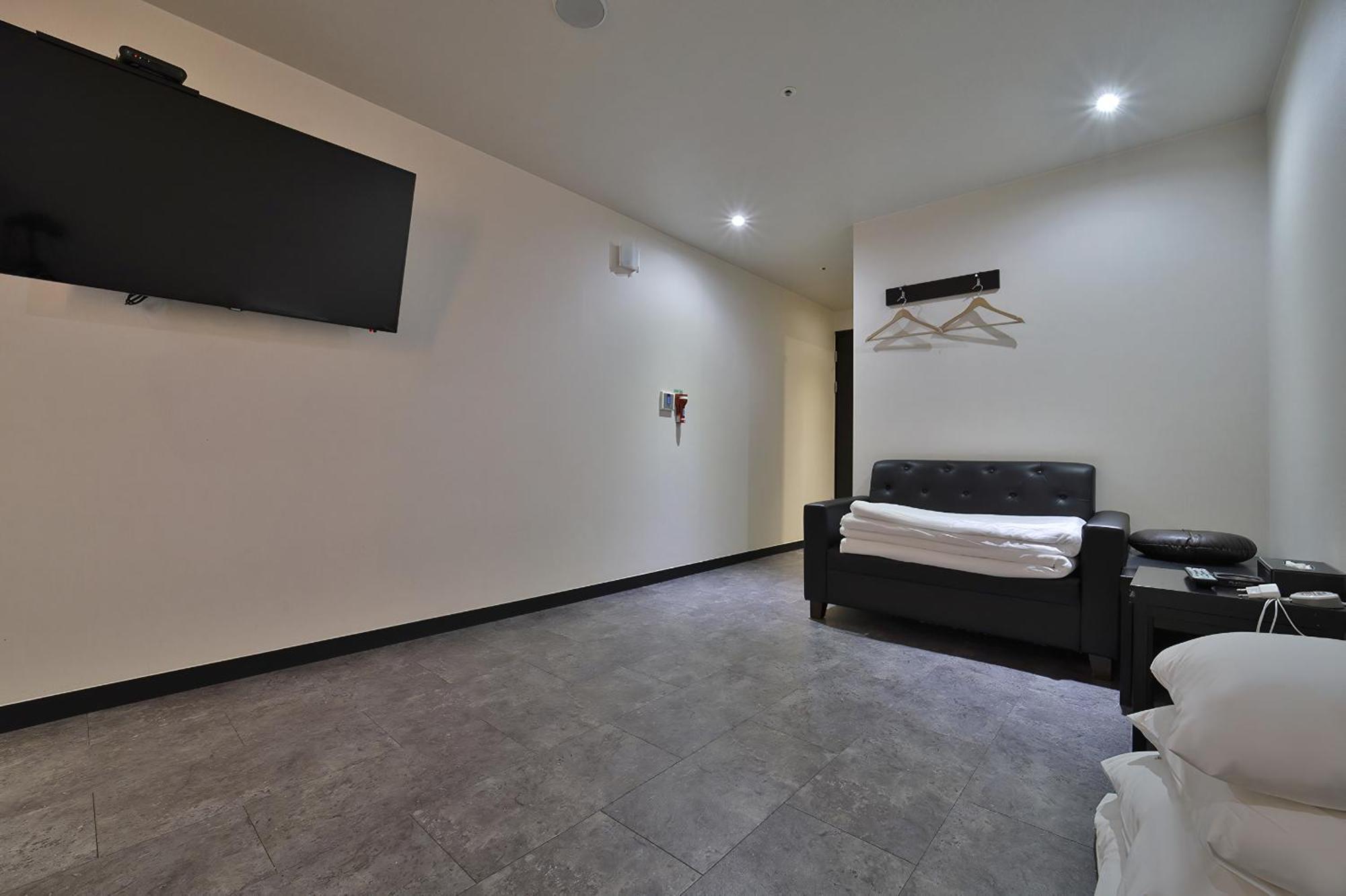 Busan Platinum Hotel Nampo Екстериор снимка