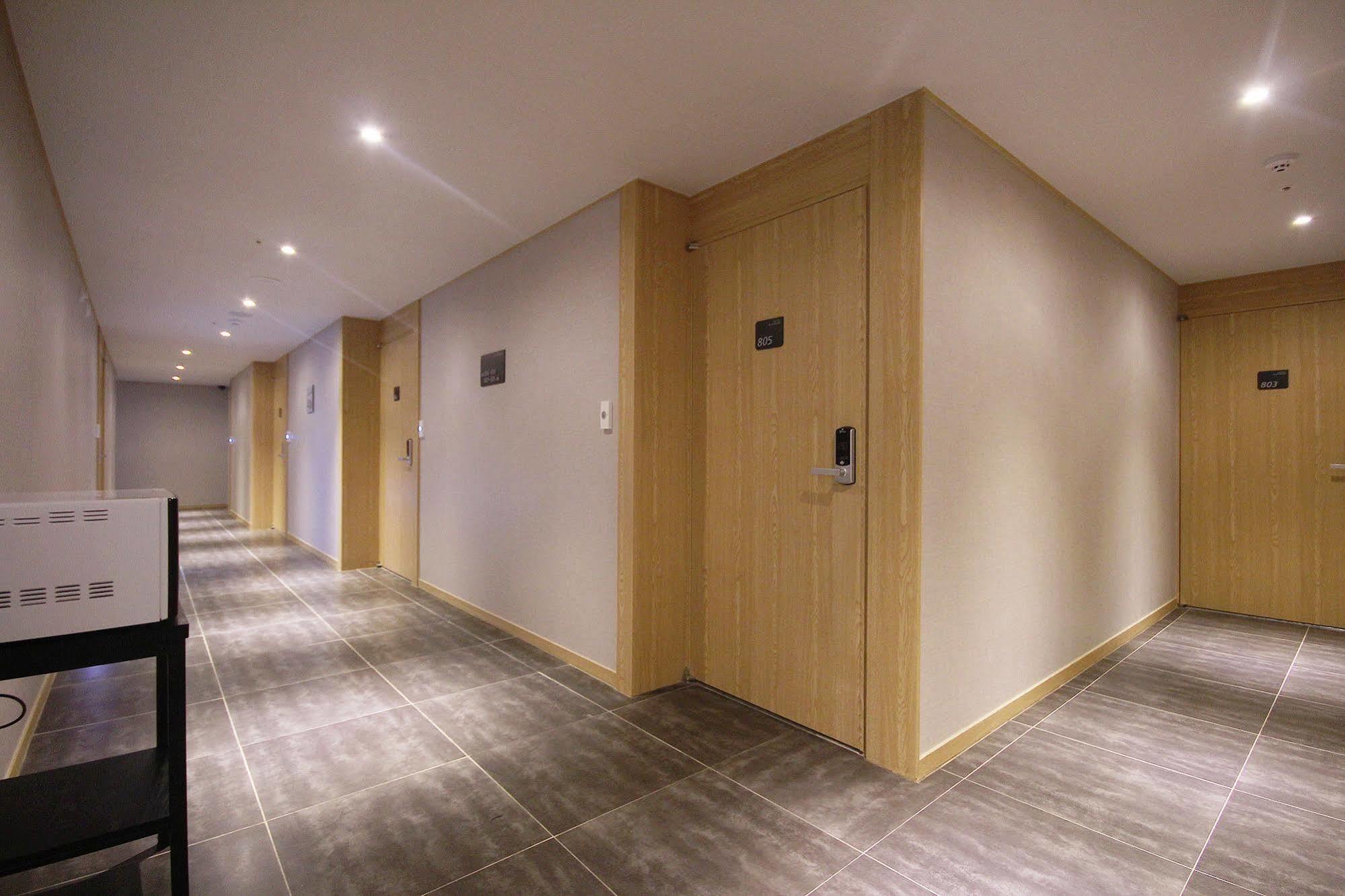 Busan Platinum Hotel Nampo Екстериор снимка